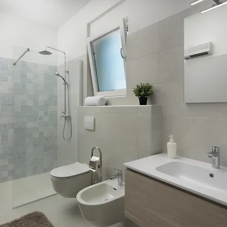 Mit Privatpool Fuer 8 Personen Ca 200 Qm In Medulin, Istrien Suedkueste Von Istrien Dom wakacyjny